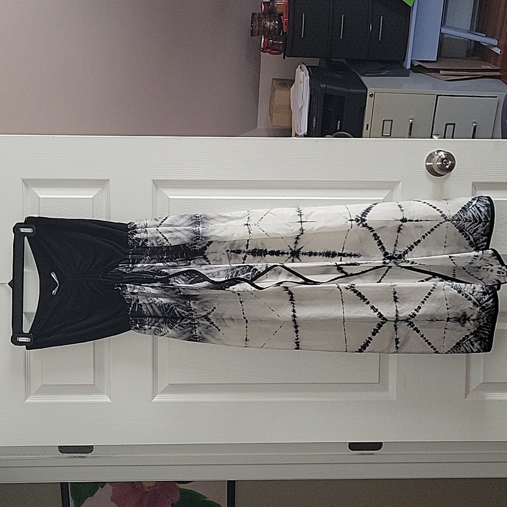 Black and White Cover up